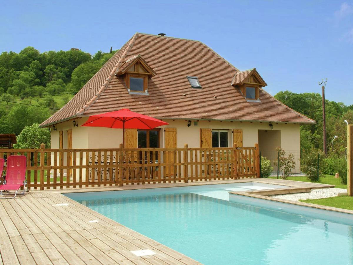 Modern Holiday Home With Private Pool Loubressac Eksteriør bilde