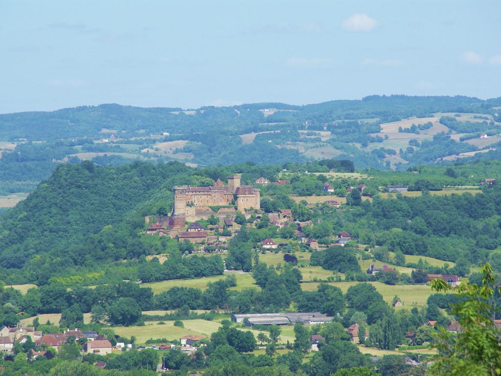 Modern Holiday Home With Private Pool Loubressac Rom bilde