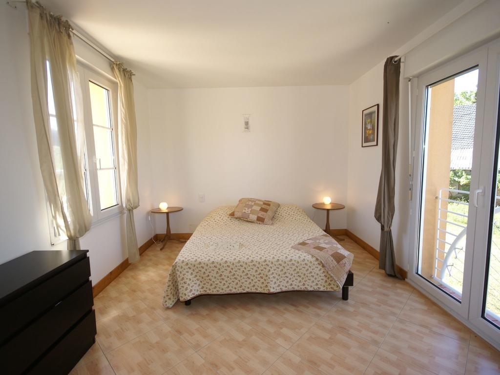 Modern Holiday Home With Private Pool Loubressac Rom bilde